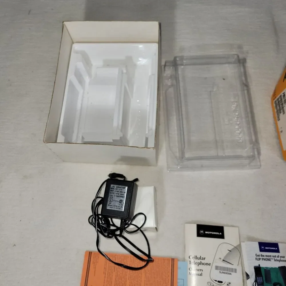 Motorola vintage cell